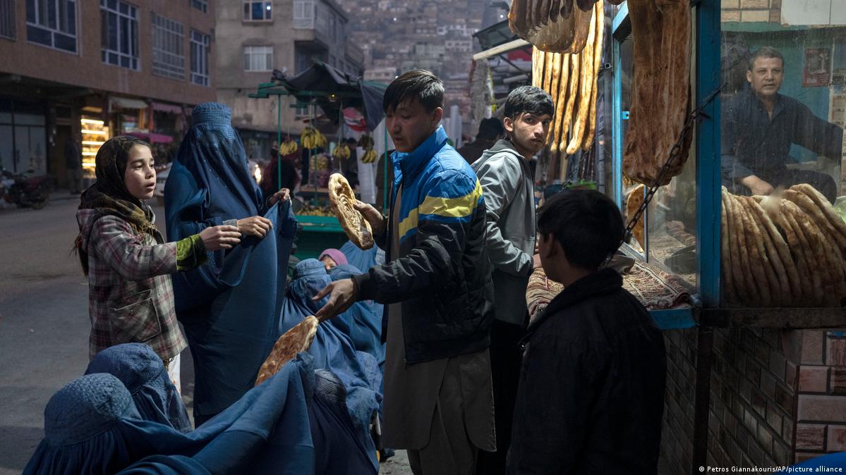 یک‌ساله‌گی طالبان، افغانستان؛ صحنه‌ی بدترین بحران‌های بشری است