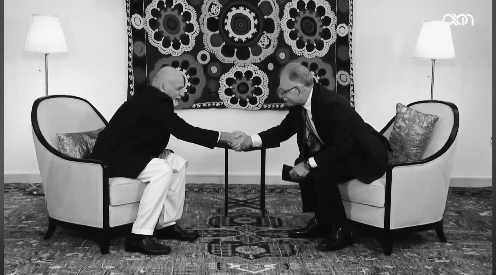 واکنش‌ها به گفتگوی غنی، فایق: غنی عوام‌فریبانه صحبت کرد؛ باید از مردم معذرت می‌خواست