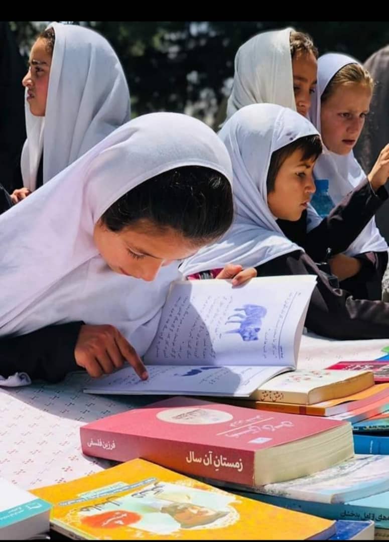 روز جهانی آموزش را یونیسف به دختران افغانستان اختصاص داد!