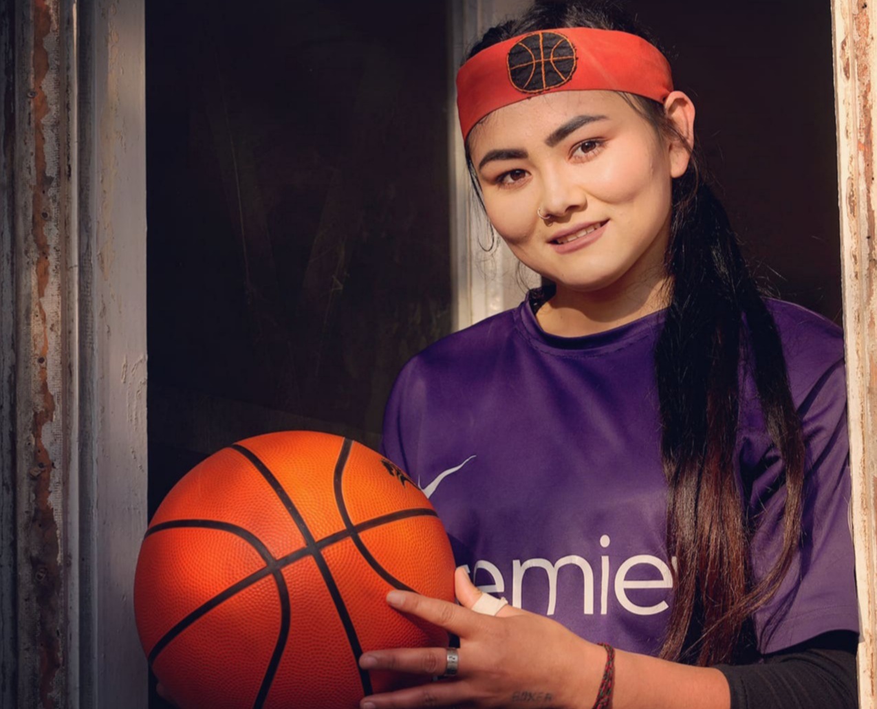 عذرا تسلیم جبر زمان نخواهد شد