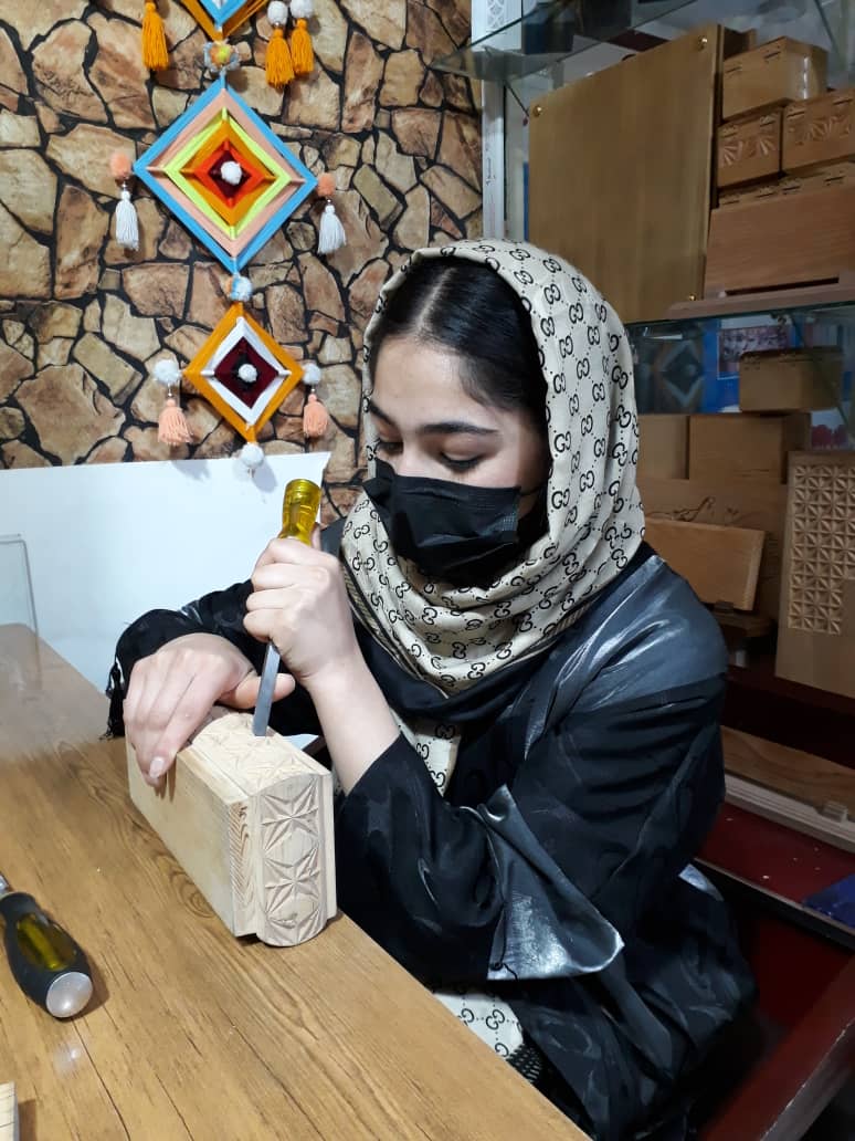 نجلا و هم‌نسلان او قربانیان جهل و تبعیض